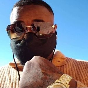 Meet your Posher, George